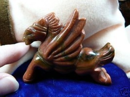 (Y-PEG-RU-702) PEGASUS flying GOLDSTONE GEM horse Figurine carving Sparkle - $329.75 MXN