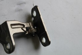 16-17 JAGUAR XE DRIVER LEFT SIDE DOOR LOWER HINGE BRACKET FRONT or REAR M1493 image 5