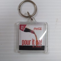 Coca-Cola &quot;Pour It On!&quot; 2002 Keychain - Free Shipping - £3.69 GBP