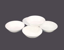 Five J&amp;G Meakin White Ice coupe cereal bowls made in England. Gray trim. - £64.31 GBP