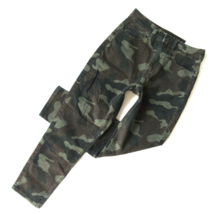 NWT American Eagle Outfitters Camo Corduroy Mom Jean in Green Stretch Pants 2 26 - £25.29 GBP