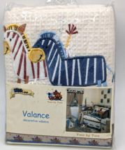 Baby&#39;s Room NURSERY Window Valance Two by Two Animals Noah&#39;s Ark New Lio... - $241.20 MXN