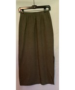 Women’s pencil skirt - $208.89 MXN