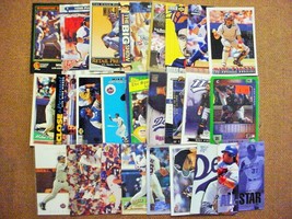 Lot of (25) Different Mike Piazza Baseball Cards - £9.99 GBP