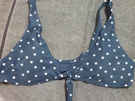 out from under bikini bra top size large tie front - $6.76