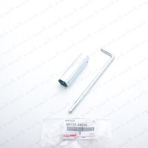 New Genuine OEM Toyota 1969-1993 Land Cruiser Spark Plug Wrench 09155-44010 - $19.53