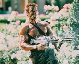 Arnold Schwarzenegger Commando 8X10 Color Barechested - £8.45 GBP