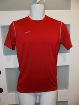 Nike Team Dri-Fit SS Athletic Shirt Red Size L Men&#39;s - $16.56