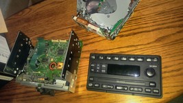 Ford Explorer 2002 Radio Stereo CD Player L12F-18C815-BD Parts Only - $24.99