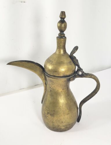 Primary image for Vintage Teapot Dallah Antique Brass Pot Arabic Islamic Middle Eastern 8" 