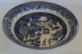 Churchill Staffordshire England Blue Willow 9-1/2&quot; Vegetable Bowl - £11.79 GBP