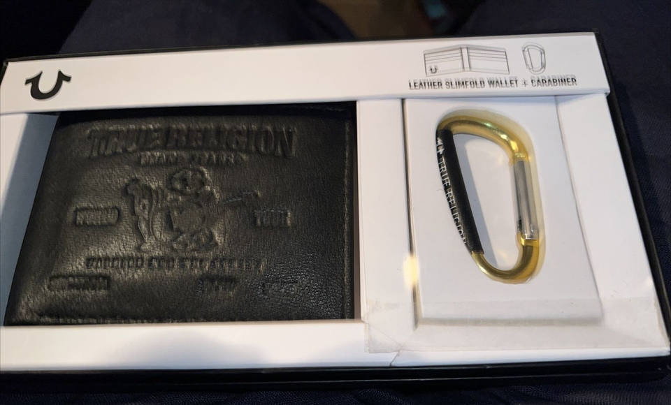Embossed True Religion Leather Wallet With Key Fob Gift Set New In Box B... - $25.17