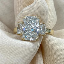 3 Stone Radiant 3.71 TCW IGI F-VS1 Lab Grown Diamond Engagement Ring 14K Gold - £2,405.10 GBP