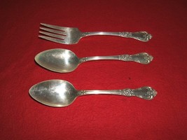 Wm. A. Rogers Sectional Oneida Ltd. Serving Spoons &amp; Fork Set of Three - £17.31 GBP