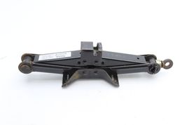 2002-2007 SUBARU IMPREZA WRX TIRE SCISSOR JACK U0381 image 9