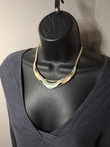 Vintage Gold Tone Green And Cream Colored Trifari Necklace  - £43.96 GBP