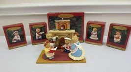 Hallmark Keepsake Ornament 1993 The Bearingers  with Flickering Fireplace 5 pcs - £31.90 GBP