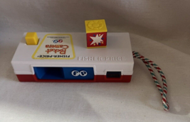 Vintage Fisher Price Toy 1974 Pocket Camera #464 Zoo Pictures Works fun toy - $22.72