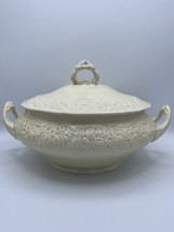 Vintage Crown Ducal Florentine England Soup Tureen Serving Bowl with Lid White - £49.68 GBP