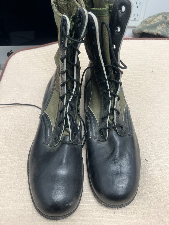 NEW VINTAGE 1968 US ARMY VIETNAM WAR ERA GENESCO JUNGLE BOOTS - SIZE 10R - $388.03