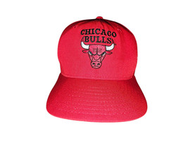 Vintage Chicago Bulls Hat Red Cap Snapback 90s AJD One Size Made In USA  - $28.50