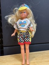 1993 Mattel Disney Exclusive Mickey&#39;s Toontown Skipper Fashion Doll Barbie KG JD - £15.79 GBP