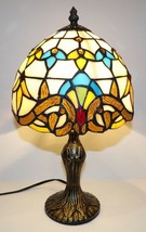 LOVELY TIFFANY STYLE STAINED GLASS BEAUTIFUL DESIGN 14&quot; ACCENT LAMP META... - £98.68 GBP