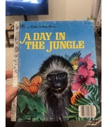 VINTAGE A DAY IN THE JUNGLE 1985 A LITTLE GOLDEN BOOK - $151.59 MXN