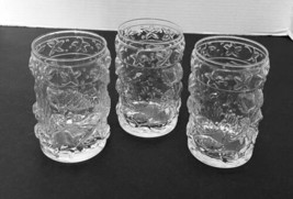 Tumbler Glasses Raised Seashells Starfish Algae Clear Lot of Two 16 Ounces - £17.47 GBP