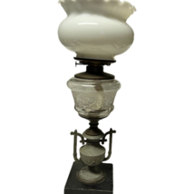 Antique Old Kerosene Oil Table Lamp Milk Glass Etched Glass - £1,598.70 GBP