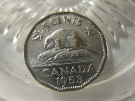 (FC-1095) 1953 Canada: 5 Cents { Shoulder Fold, Near Leaves } - $6.75