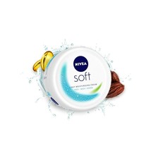 NIVEA Soft Light Moisturizer for Face with Vitamin E &amp; Jojoba Oil, 300 ml - £18.79 GBP