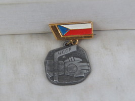1973 World Hockey Championship Pin - Team Czechoslovakia Medallion Pin - Stamped - £15.18 GBP