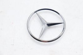 07-09 MERCEDES-BENZ W211 E350 TRUNK LID EMBLEM BADGE LOGO E3538 image 3