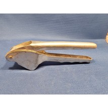 Aluminum Garlic Press - Taiwan - 6-1/4&quot; long - clean - $221.89 MXN