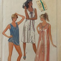 Simplicity 6916 Sewing Pattern 1985 Size Small Bust 36 Vintage Nightgown - $9.87