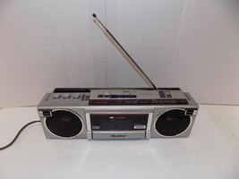 Vintage Quasar GX-3614 AM/FM Stereo Radio Cassette Recorder Boombox Tested - $44.08
