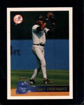 1996 Topps #27 Tony Fernandez Nmmt Yankees *X113642 - $1.46