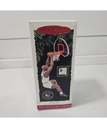 Shaquille O&#39;Neal Hallmark Keepsake Ornament “Hoop Stars” - 1995 W/exclus... - $12.42 CAD