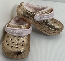 Crocs Classic Gold Glitter Fur Lined Shoes Toddler C 6 Very Good Condition - $16.82