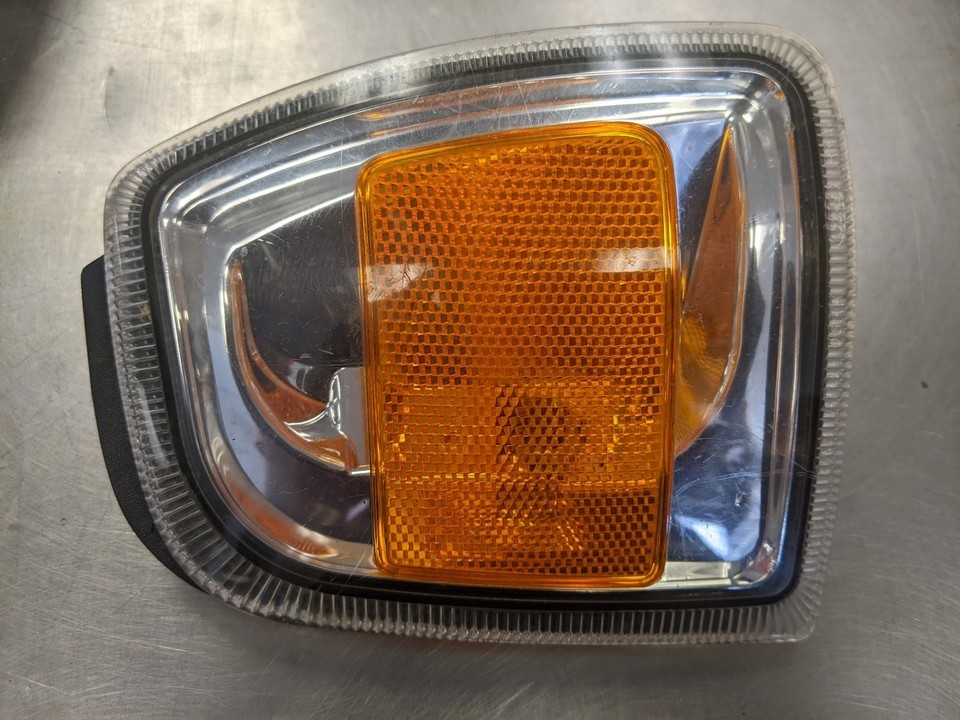 Right Turn Signal Assembly For 06-11 Ford Ranger  3.0 - $33.21