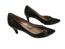 SALVATORE FERRAGAMO &quot;Neck&quot; Black Leather Pointed Toe Pump - Size 9C - $155.00