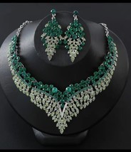 Luxury Crystal Rhinestone necklace set Green - £15.47 GBP