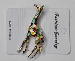 Brooch Pin Giraffe Wild Animal Fashion Jewelry 1&quot; wide 2.5&quot; tall - $12.34