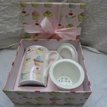 Cupcake Tea Set Mug Infuser Cover - £16.58 GBP