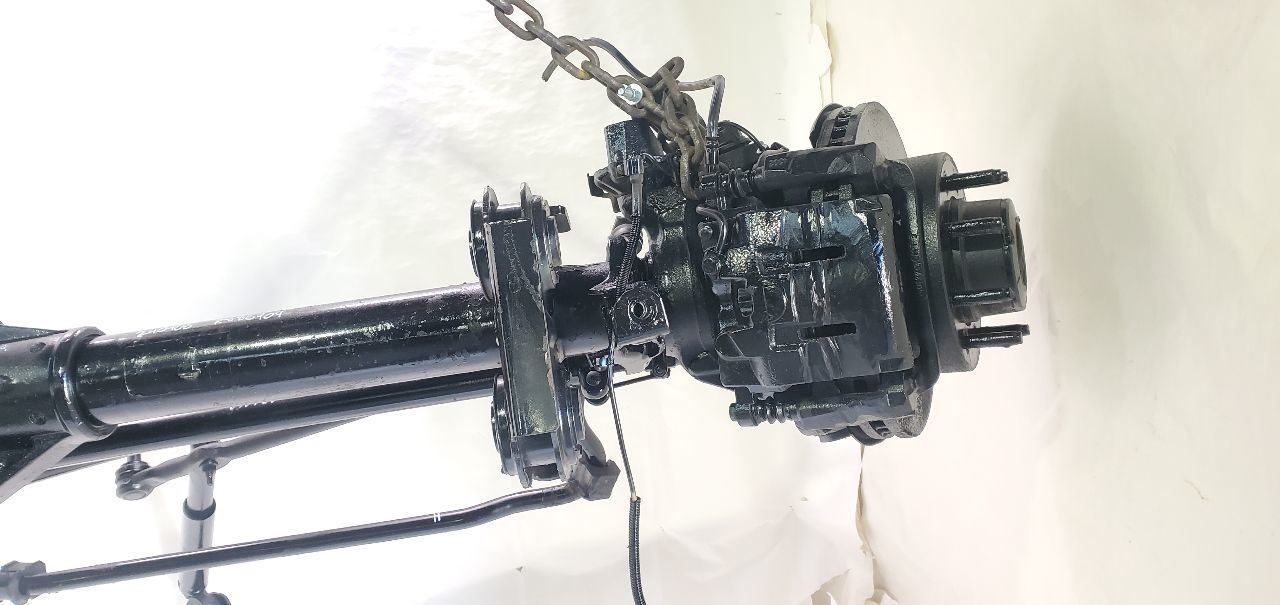 2011 2012 Ford F250 OEM Front Axle 3.73 Automatic 6.2L Gas 4WD 8 Cylinder Item image 6