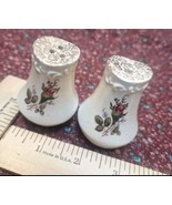 Vintage White Vase Rose Bud Salt and Pepper Shakers Ceramic Made In Japan - $5.40