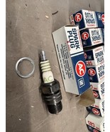 NOS 1982-1992 Chevy R42TS Green Ring Spark Plugs Corvette Truck Camaro 4... - $520.13 MXN