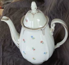 Beautiful Hand Painted Teapot – Germany, Us Zone – Vgc – Gorgeous Dainty Teapot - £39.51 GBP