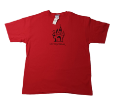 Walt Disney World Men&#39;s XL Cast Exclusive Red Castle Short Sleeve T-shirt - £11.67 GBP